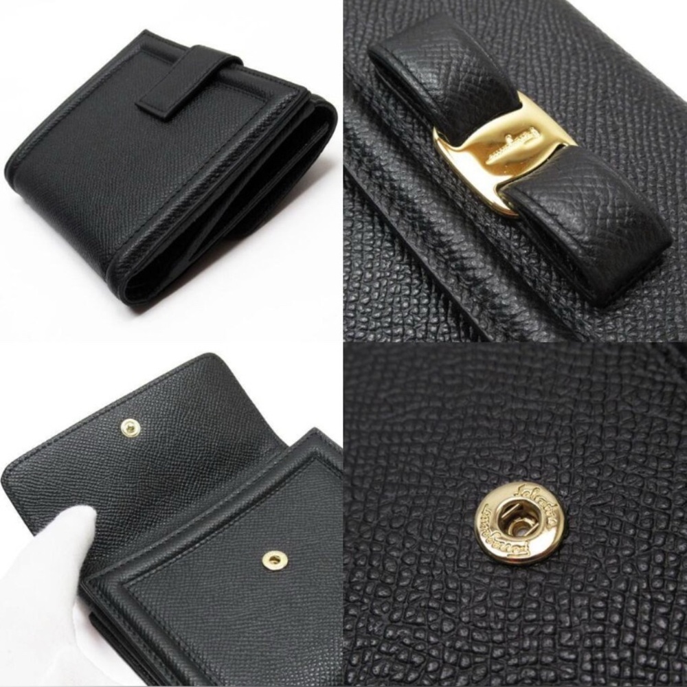 Salvatore Ferragamo Black Leather Vara Bow Wallet with Gold Accent - Picture 2 of 13